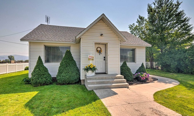 Circleville House | Home w/Fenced Yard by 5 Mighty Nat'l Parks