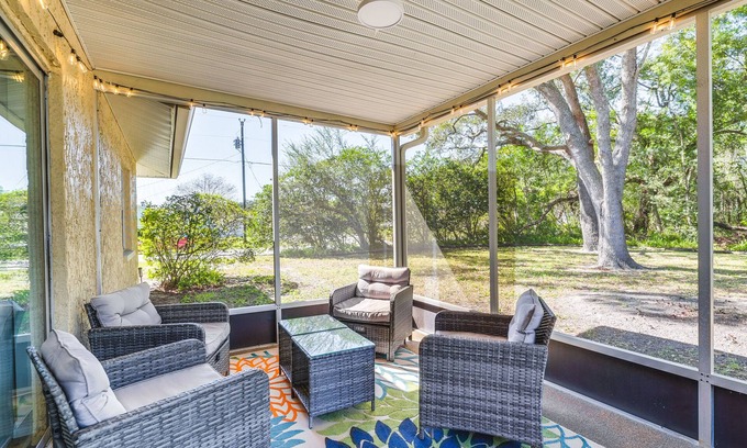 Spring Hill House | Home w/Screened Porch, Near Weeki Wachee Springs!