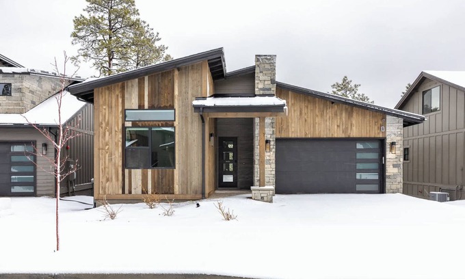 Flagstaff House | Home with Studio near Pine Canyon
