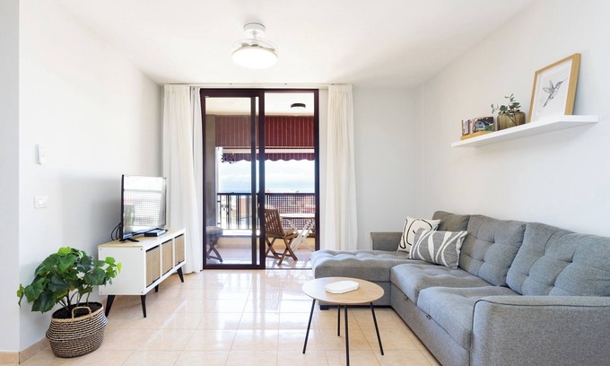 Puerto de Santiago Apartment | Home2Book Seaside Escape Playa La Arena