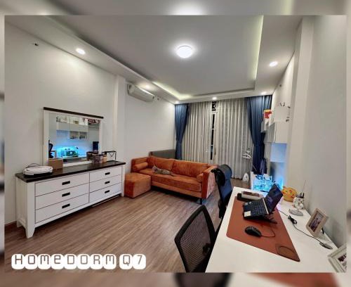 Ho Chi Minh City House | HomeDorm Q7