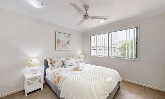 North Lakes House | Homely & Welcoming in Mango Hill