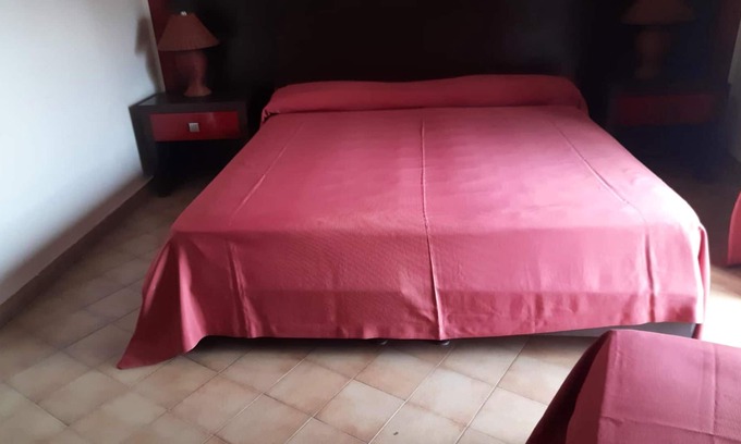 Torre Melissa Apartment | Homerez - 10 m away from the beach! Amazing studio for 3 ppl. at Torre Melissa