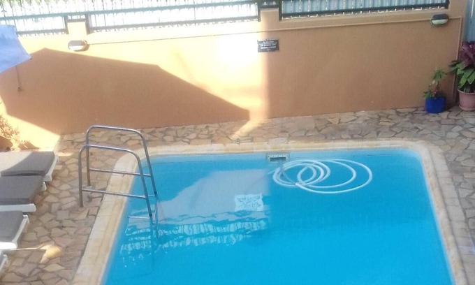 Camp Bestel Apartment | Homerez - 200 m away from the beach! Appartement for 4 ppl. with shared pool