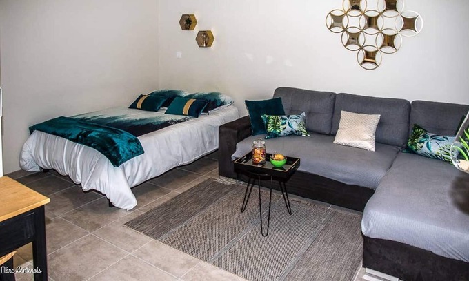 Abondant Apartment | Homerez - Amazing studio for 2 ppl. with terrace at Abondant