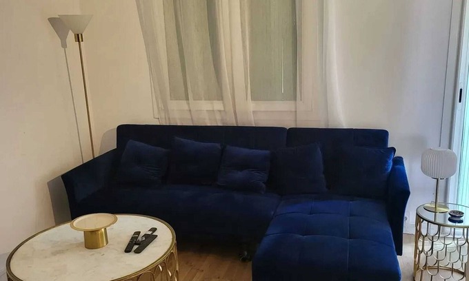 Bon-Secours Apartment | Homerez - Apartment in Marseille