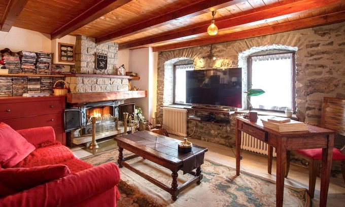 Saint-Nicolas Apartment | Homerez - Appartement 15 km away from the slopes for 2 ppl. at Saint Nicolas