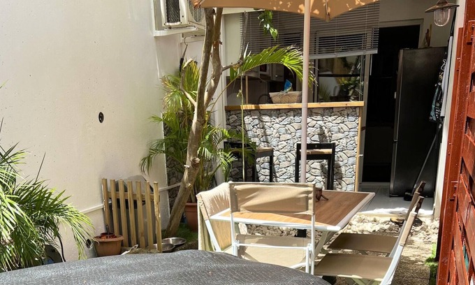 Ducos Apartment | Homerez - Appartement 17 km away from the beach for 2 ppl. with jacuzzi at Ducos