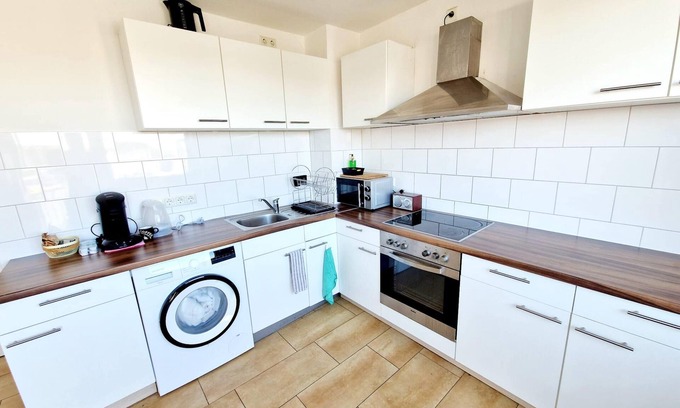 Neckarau Apartment | Homerez - Appt. Mannheim/Neckarau