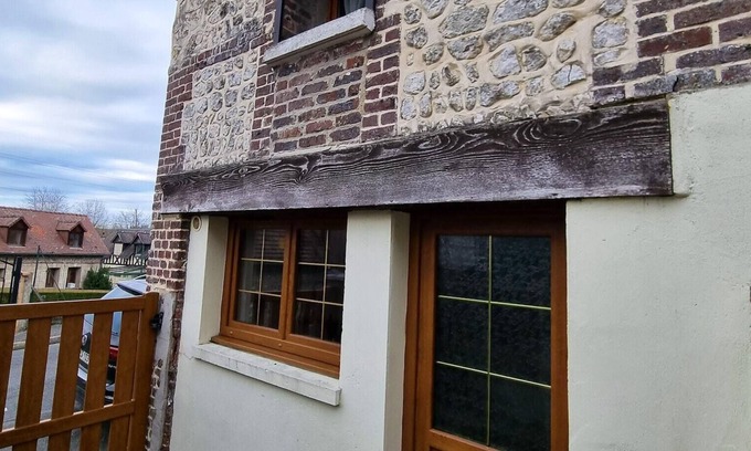 Moulineaux House | Homerez - Beautiful house for 2 ppl. at Moulineaux