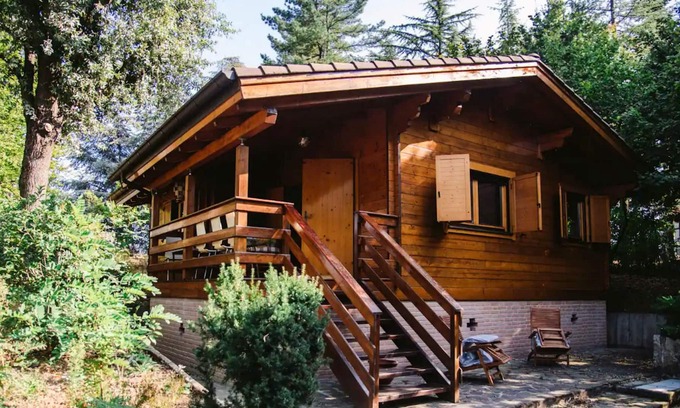 Chiavenna Rocchetta Ski Chalet | Homerez - Chalet for 4 ppl. with sauna, jacuzzi and spa at Castell'Arquato