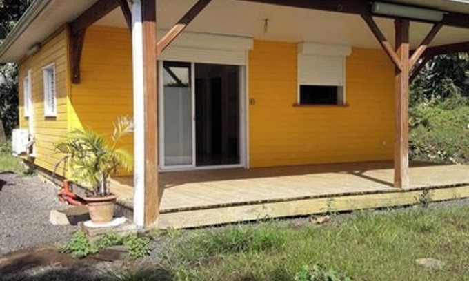 Saint-Joseph House | Homerez - Charming house in Le Lamentin with garden