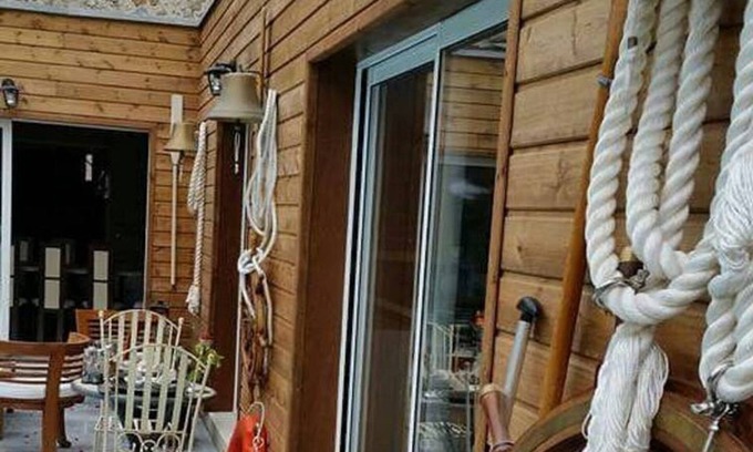 Chauffry House | Homerez - Charming house in Chauffry with pool and jacuzzi