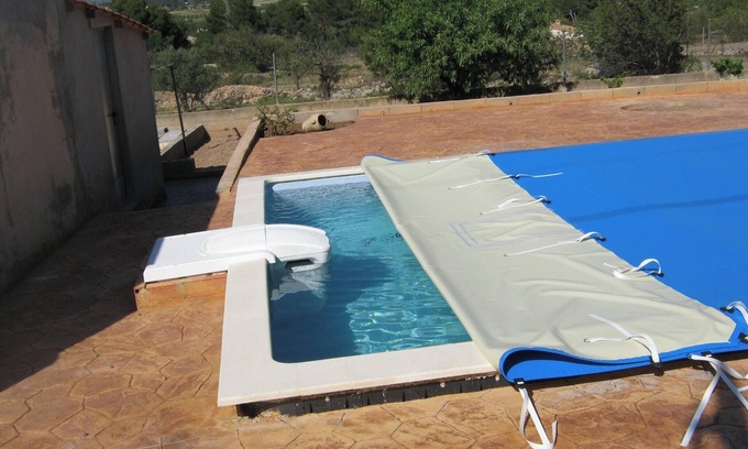 Lliria Villa | Homerez - Charming Villa in Liria with Private Pool