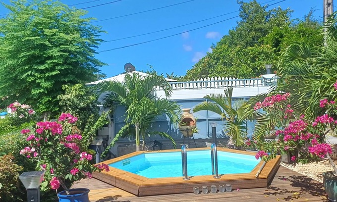 Bouillante Villa | Homerez - Elegant villa in Bouillante with private pool
