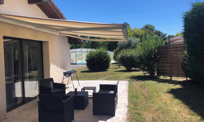 Pontenx-les-Forges House | Homerez - House with Private Pool in Pontenx-les-Forges