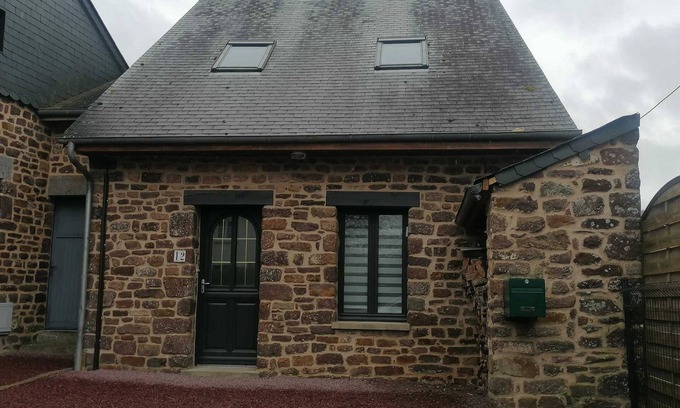 Gavray House | Homerez - House in Gavray-sur-Sienne