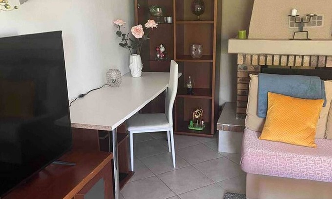 Vigneux-sur-Seine House | Homerez - House in Vigneux-sur-Seine