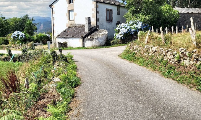 Ourol House | Homerez - House in Ourol, Mountain.