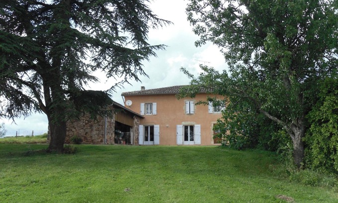 Puycelci House | Homerez - House in Puycelsi with pool