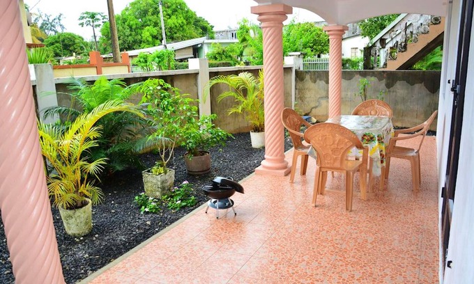Camp Diable Apartment | Homerez - Nice appartement for 4 ppl. with garden and terrace at Bel Ombre