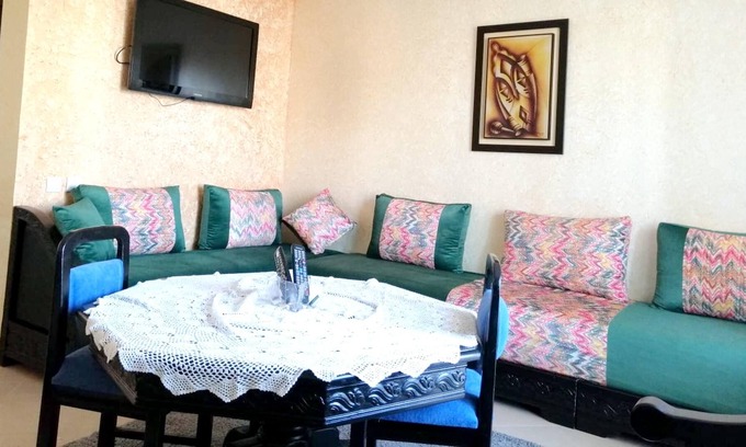 M'diq Apartment | Homerez - Nice appartement 1 km away from the beach for 5 ppl. with shared pool