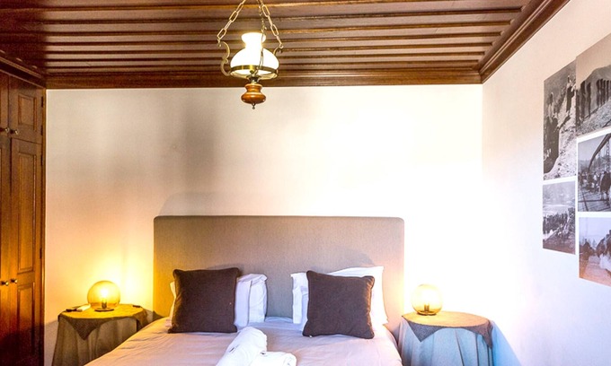 Queimada Apartment | Homerez - Nice appartement for 2 ppl. with shared pool and jacuzzi at Armamar