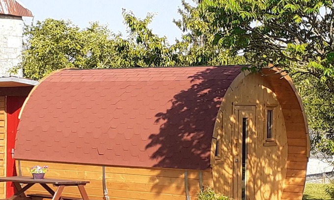 Aubenton House | Homerez - Nice property for 2 ppl. with garden at Aubenton