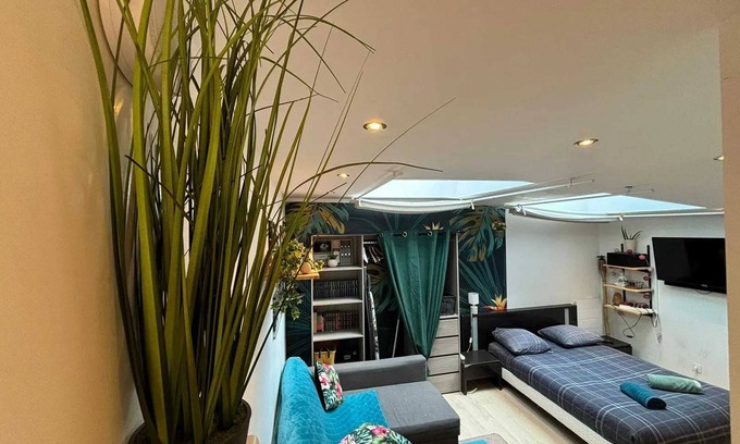 Henriville Apartment | Homerez - Nice studio for 4 ppl. at Amiens