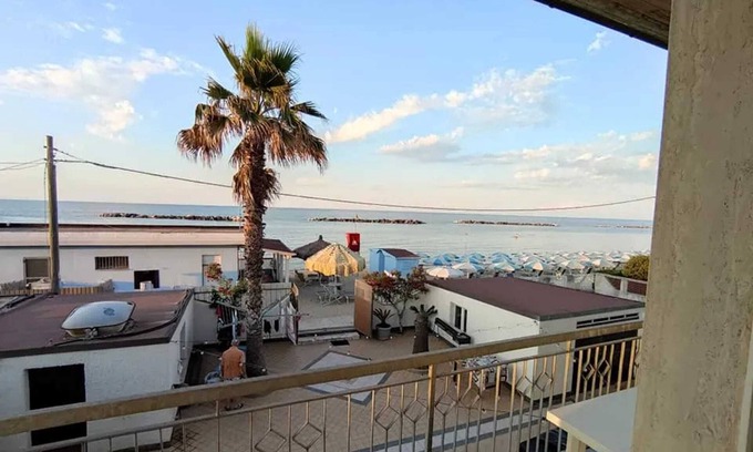 Francavilla al Mare Apartment | Homerez - Sea View Apt Francavilla