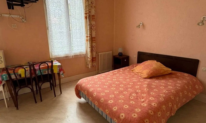 Neris-les-Bains Apartment | Homerez - Studio in Néris-les-Bains
