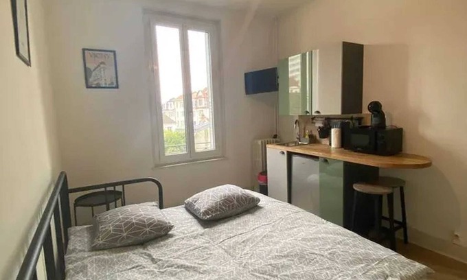 Thermal Apartment | Homerez - Studio in Vichy, near thermal baths