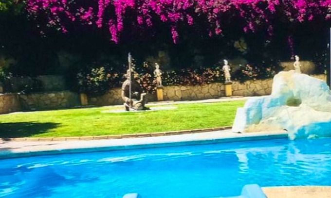 Alforja Villa | Homerez - Villa for 18 ppl. with swimming-pool, garden and terrace at Alforja