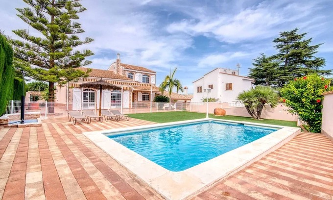 Benifayo Villa | Homerez - Villa in Benifayó with pool