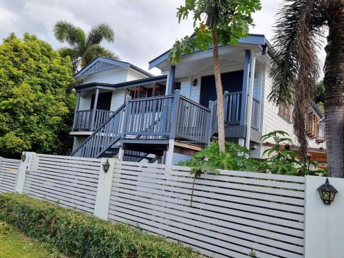 Parramatta Park House | Homestay at Julie's