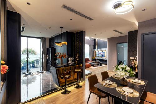 Van Giang Apartment | Homestay Ecopark Hung Yen by QMP