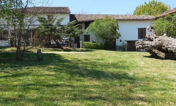 Lamothe-Capdeville Other | Homestay in an old farmhouse in the countryside