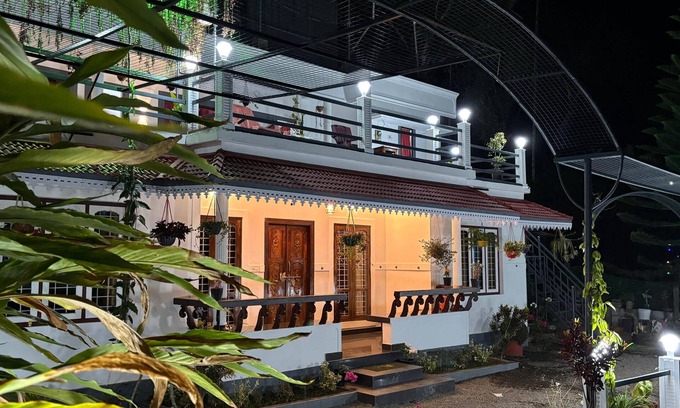 Anachal House | Homestay INN Munnar