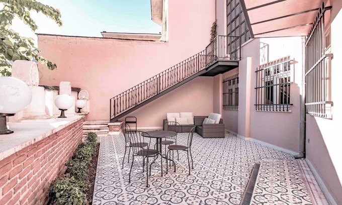 Taksim Apartment | Homie Suites | Cihangir | 110sqm 1br w garden #T1
