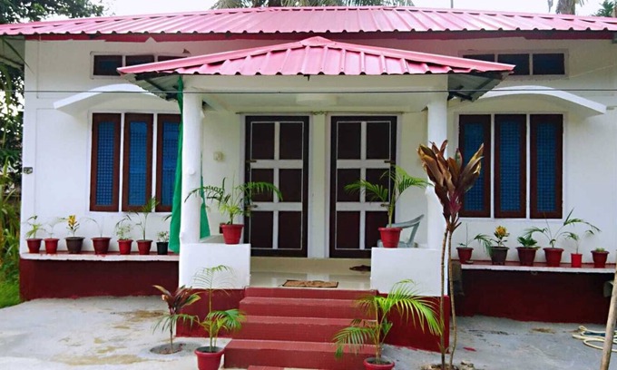 Golaghat Bed & Breakfast | Homocation Sreemoyee Homestay