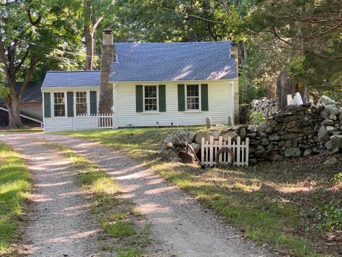 East Greenwich House | Honey Rock Farm