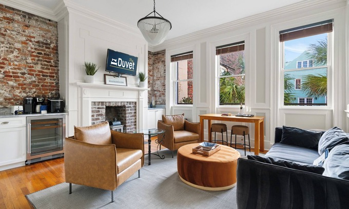 South of Broad Apartment | Honeydew | On Broad Street!