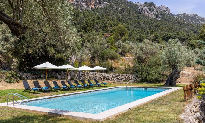 Bunyola Villa | Honor - Rustic villa for up to 16 people