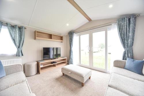 Fenny Bentley Apartment | Hope View - Ashbourne Heights Holiday Park