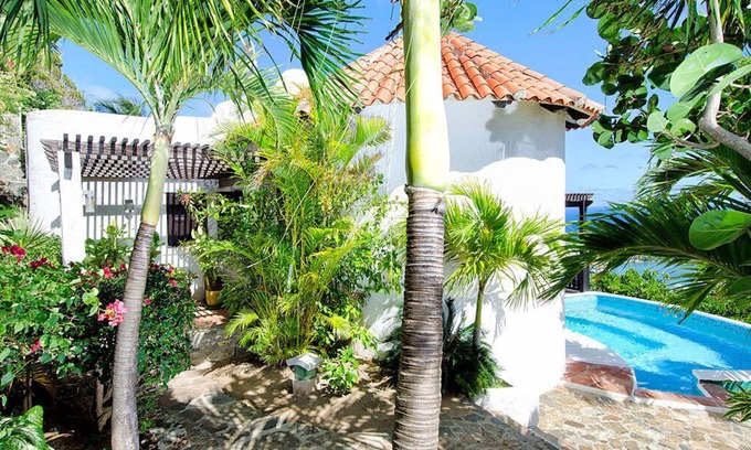 Oyster Pond Villa | Hope Villa in Oyster Bay by Personal Villas - A Captivating Island