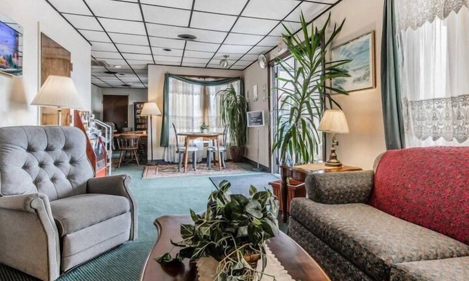 Altoona Hotel | Horseshoe Curve Lodge