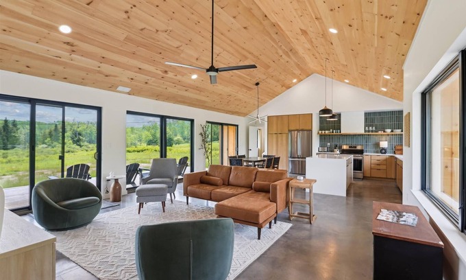 Davis House | Horseshoe Haven*: 4 BR, 2.5 BA in Canaan Valley, Sleeps 8