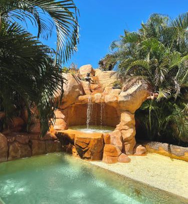 Punta Hansa Hotel | Hospedaje Solymar Sarie Bay