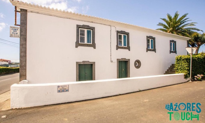 Praia da Vitoria House | Hospedaria casa D'Avo