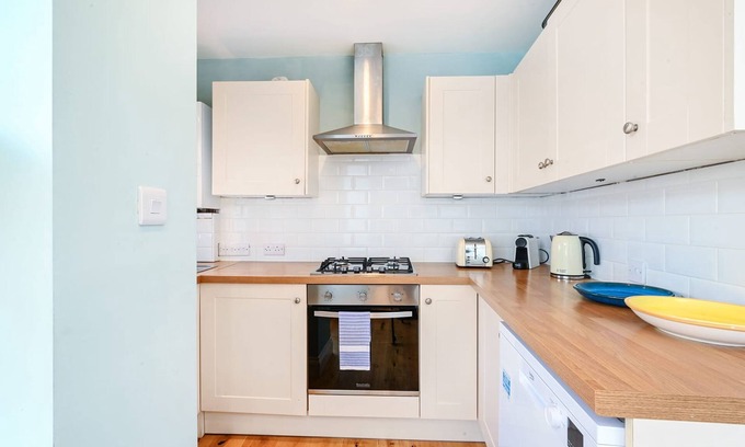 Rottingdean House | Host Stay Blue Bolthole on Vicarage Lane
